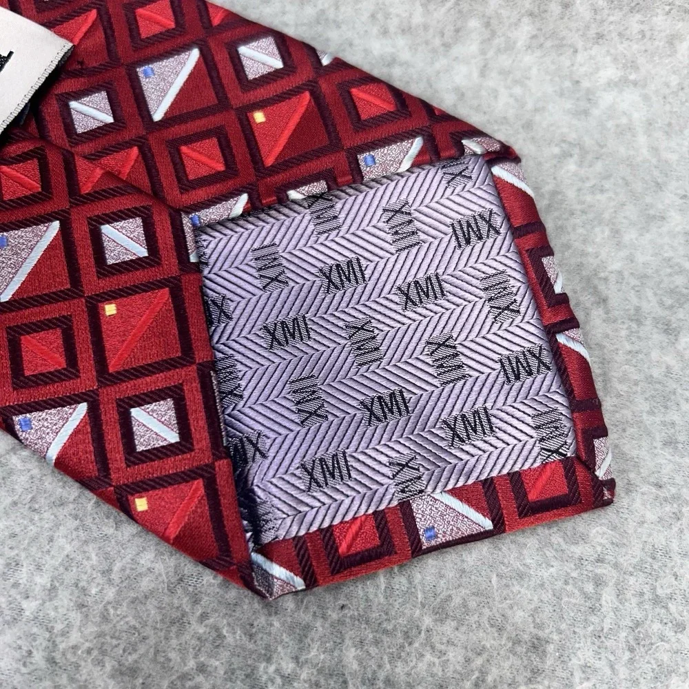 XMI Classic Silk Tie Red Geometric Jacquard‎ Woven Made In Italy 61 x 4
